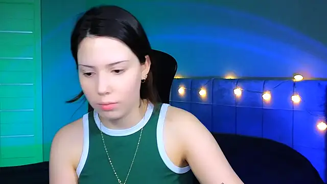 Stacy Gonzales  online show from 22, 2, 2025