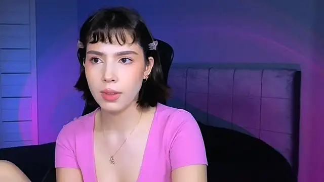 Stacy Gonzales  online show from 15, 11, 2025