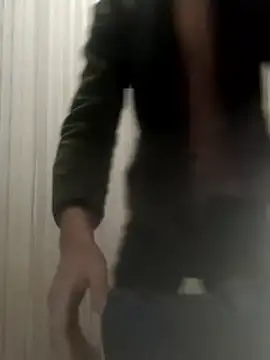 Snapshot of Nik888Nik888 chatting on 14, 1, 2026 Nik888Nik888 online show from 14, 1, 2026