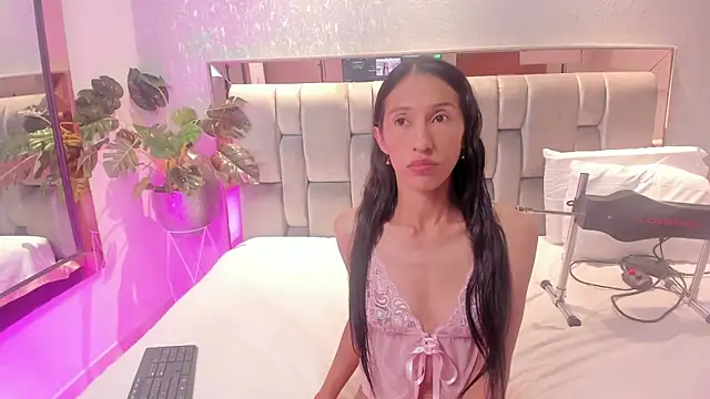 RoseTaylor   online show from 9, 11, 2025