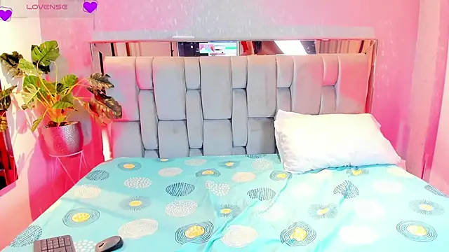 RoseTaylor   online show from 27, 3, 2026