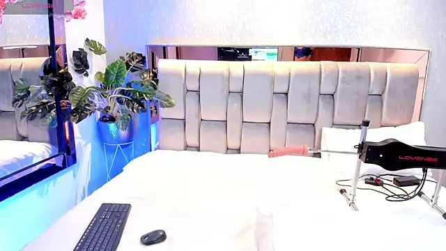 RoseTaylor   online show from 27, 9, 2025