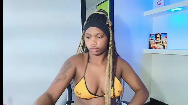 Snapshot of zendaya_wilson chatting on 15, 11, 2025 zendaya wilson online show from 15, 11, 2025