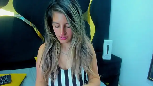 GiaRoussel online show from 26, 9, 2025