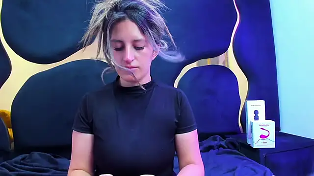 GiaRoussel online show from 11, 10, 2025