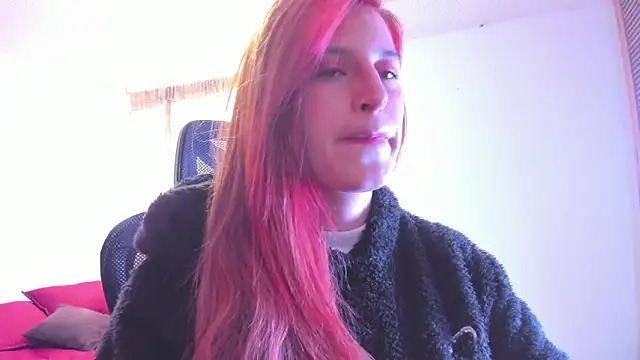 GiaRoussel online show from 18, 4, 2026