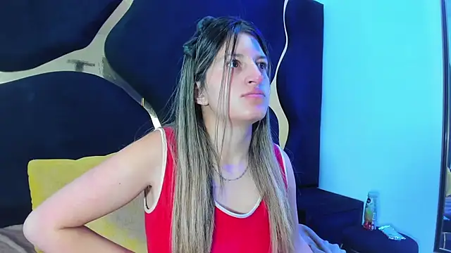 GiaRoussel online show from 14, 11, 2025