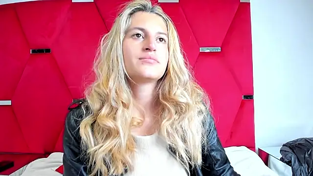 GiaRoussel online show from 2, 2, 2026