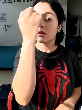 Lin-cute online show from 19, 2, 2025