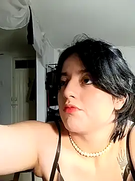 Lin-cute online show from 21, 2, 2025