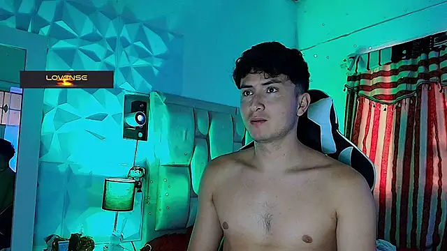 santyago taylor online show from 8, 3, 2025