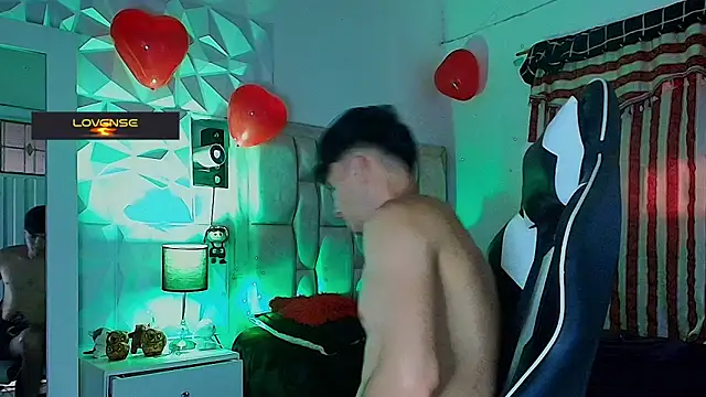 santyago taylor online show from 27, 2, 2025