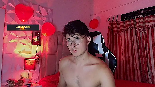 santyago taylor online show from 6, 3, 2025