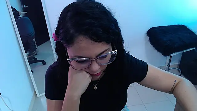 Mailywindsor online show from 4, 3, 2025