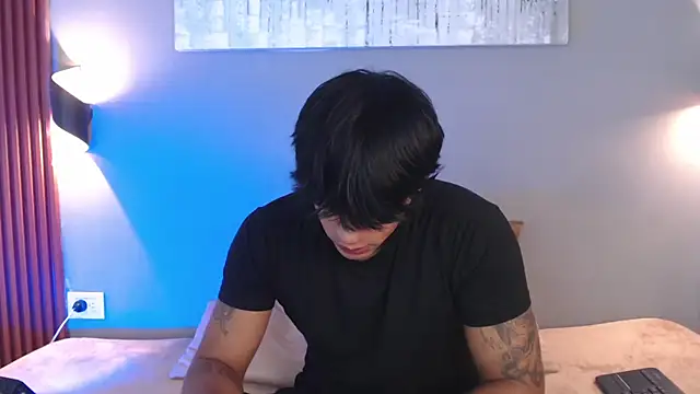 LuciferM Star online show from 9, 4, 2026