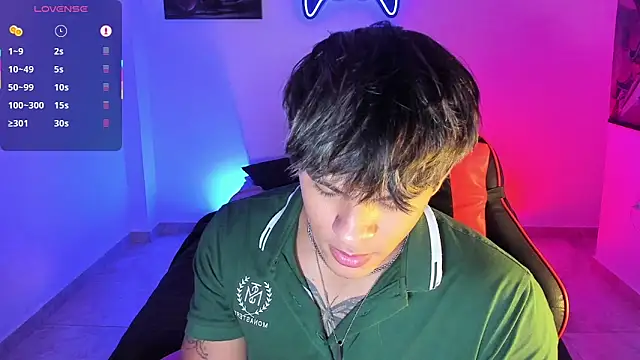 Snapshot of LuciferM_Star chatting on 24, 11, 2025 LuciferM Star online show from 24, 11, 2025