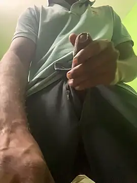 pussylover143x online show from 27, 11, 2025