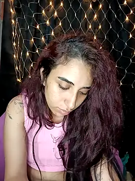 ifeelverywet andhot online show from 17, 11, 2025