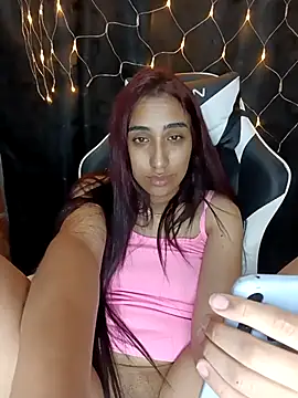 ifeelverywet andhot online show from 4, 10, 2025