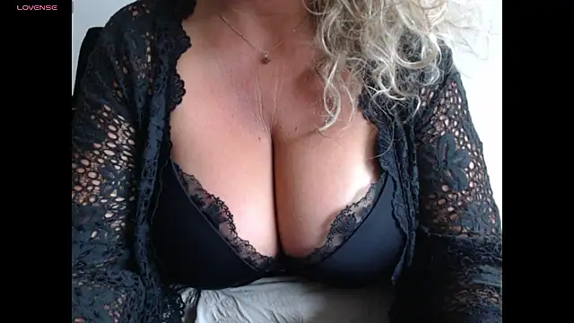 JenniLowen online show from 2, 7, 2026