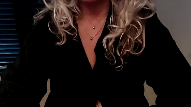 JenniLowen online show from 12, 10, 2025