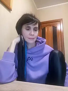 Francenia lolis online show from 17, 11, 2025