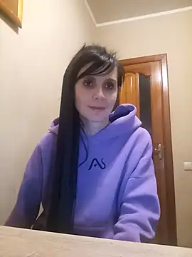 Francenia lolis online show from 11, 11, 2025