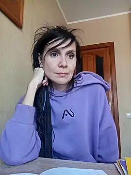 Francenia lolis online show from 15, 1, 2026