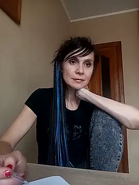 Francenia lolis online show from 28, 10, 2025