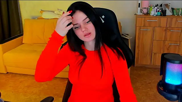 Lora Cain online show from 1, 3, 2025