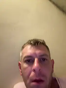 adrian90bi11 online show from 9, 5, 2026