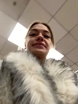 -Sexy Barbie- online show from 11, 3, 2025