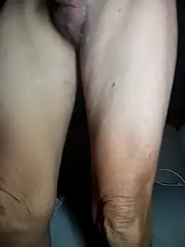 Snapshot of NICJOHNS chatting on 11, 1, 2025 NICJOHNS online show from 11, 1, 2025