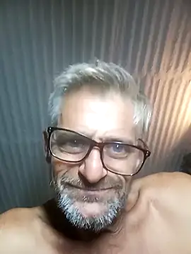 Snapshot of NICJOHNS chatting on 24, 2, 2025 NICJOHNS online show from 24, 2, 2025