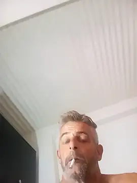 Snapshot of NICJOHNS chatting on 21, 2, 2025 NICJOHNS online show from 21, 2, 2025