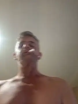 Snapshot of NICJOHNS chatting on 17, 12, 2024 NICJOHNS online show from 17, 12, 2024