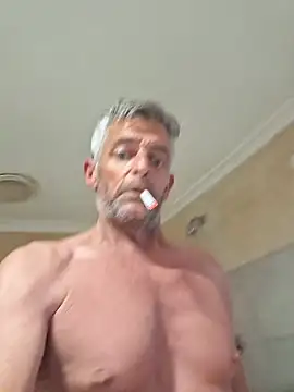 Snapshot of NICJOHNS chatting on 20, 12, 2024 NICJOHNS online show from 20, 12, 2024