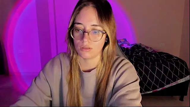 atenas 05  online show from 11, 11, 2025