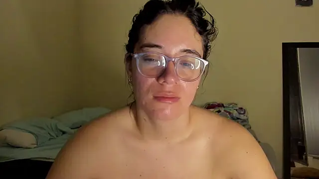 Snapshot of atenas_05_ chatting on 18, 7, 2026 atenas 05 online show from 18, 7, 2026
