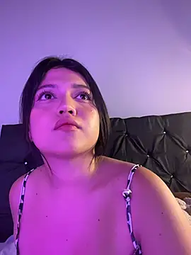 alisson carolina73 online show from 3, 7, 2026