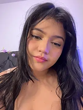 alisson carolina73 online show from 24, 9, 2025