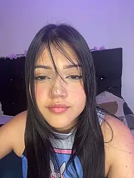 alisson carolina73 online show from 16, 2, 2025