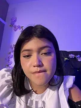 alisson carolina73 online show from 5, 10, 2025