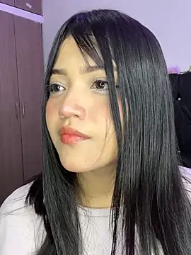 alisson carolina73 online show from 9, 3, 2025