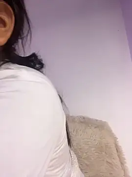 alisson carolina73 online show from 3, 5, 2026