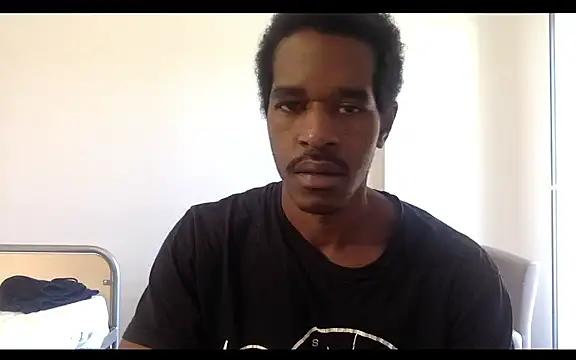 Snapshot of POPAYE972 chatting on 26, 10, 2025 POPAYE972 online show from 26, 10, 2025