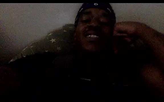 Snapshot of POPAYE972 chatting on 21, 10, 2025 POPAYE972 online show from 21, 10, 2025