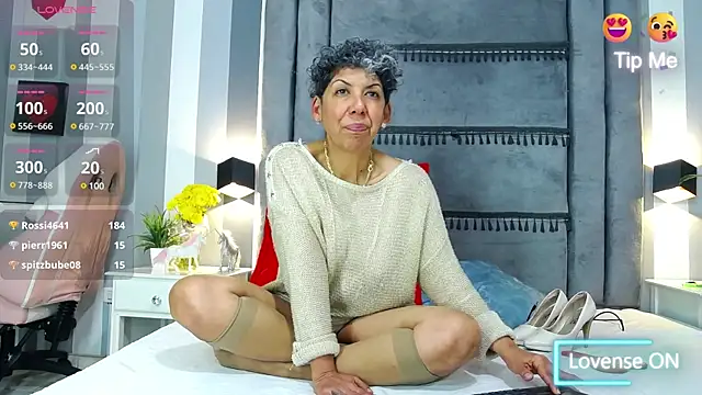 Julianewell online show from 13, 3, 2025