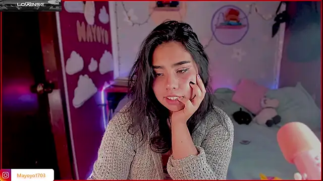 kiki cavilll online show from 8, 10, 2025