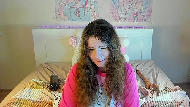 kuraii1  online show from 10, 3, 2025